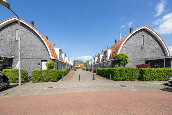 Medium property photo - Laurus Melselaan 11, 2493 BW Den Haag